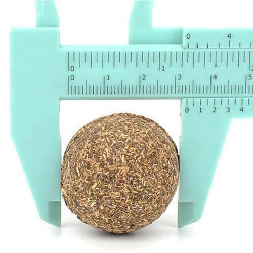 Boule d'herbe à chat