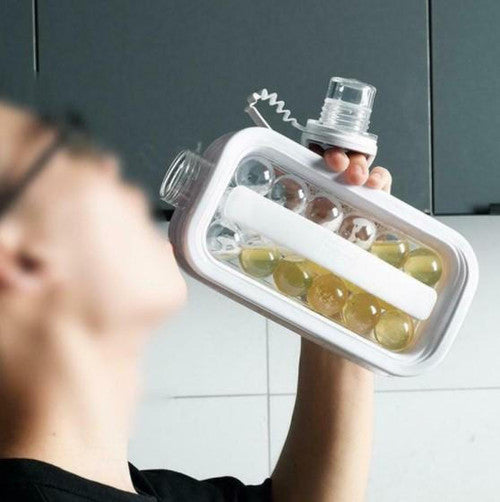 Gourde à Glaçons 2-en-1 - IceBottle™
