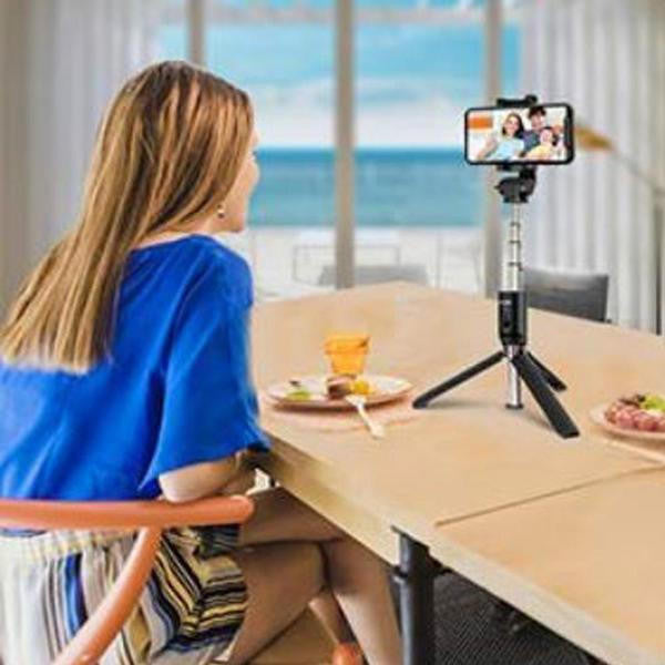 Perche à Selfie 4-en-1 avec Télécommande Bluetooth