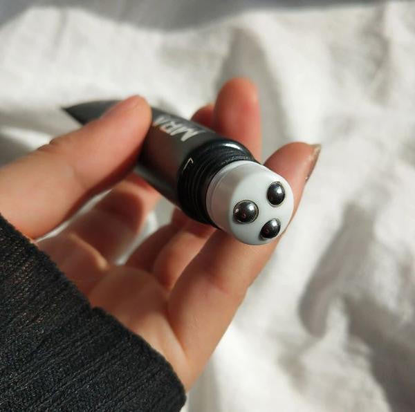 Sérum de repousse des cheveux en Roll-on