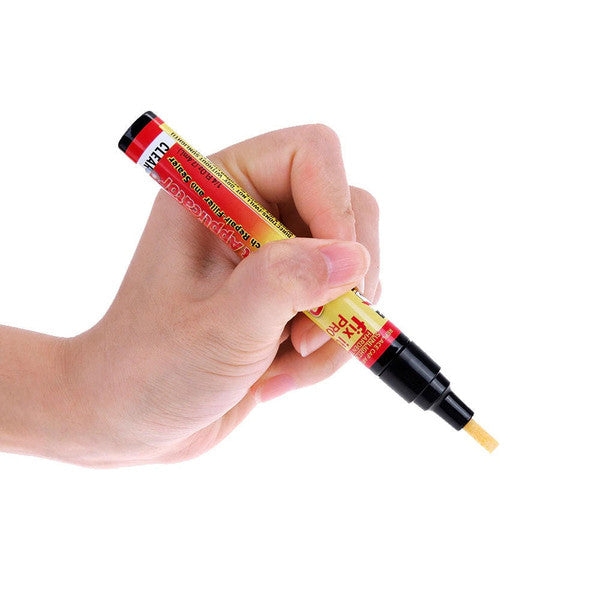 Comment utiliser un stylo efface rayures ? 